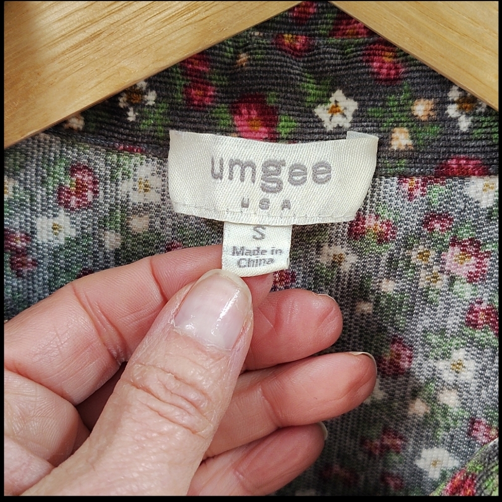 Umgee Button Down Gray Size Small Oversized Top C… - image 6